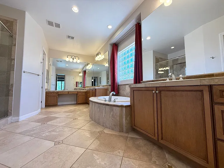11556 Bohemian Forest Ave — Photo 32