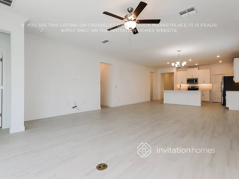 14125 17th Ct E — Photo 4