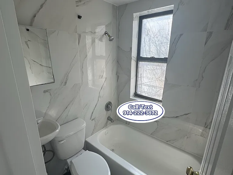 92 Ash St #1R — Photo 2