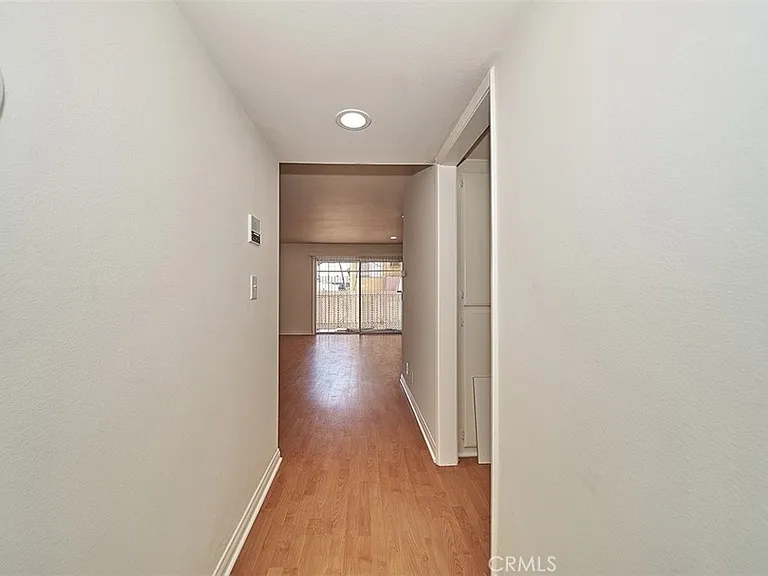 433 S Manhattan Pl #213 — Photo 7