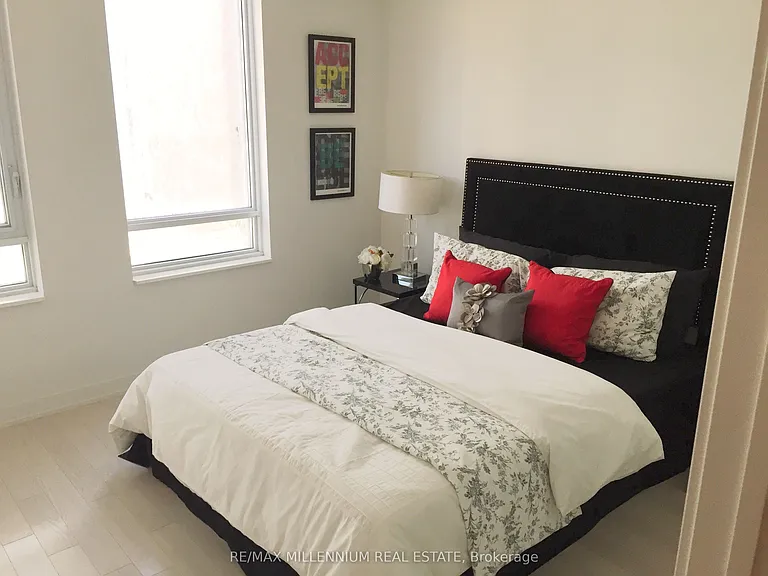 1 The Esplanade Dr #202 — Photo 23