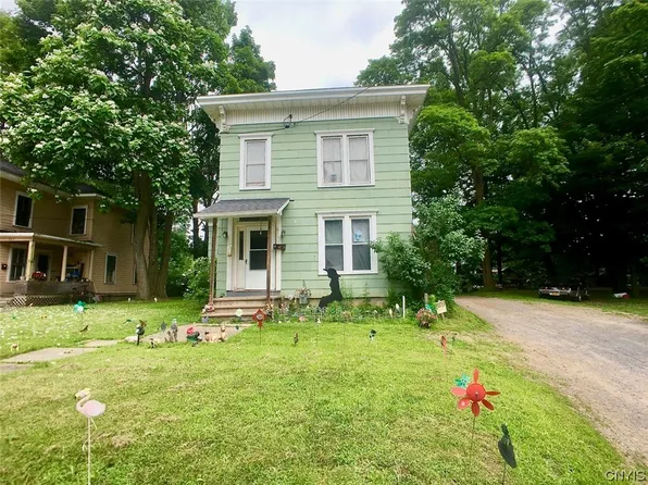 609 Buffalo St, Fulton, NY 13069