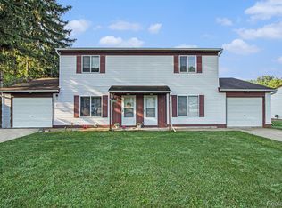 505 Garden Ln, Fowlerville, MI