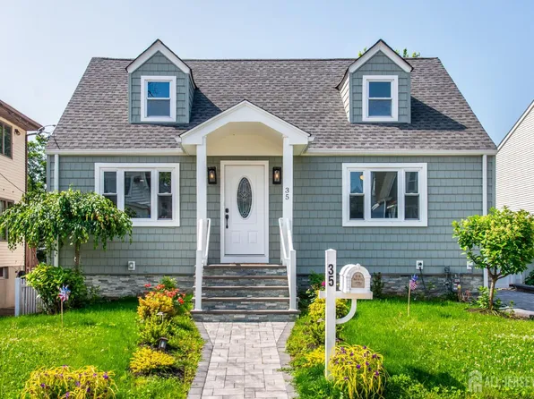 35 Evergreen Ave, Fords, NJ 08863