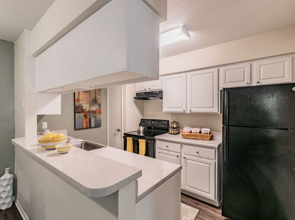 4714 N Habana Ave APT 1016
