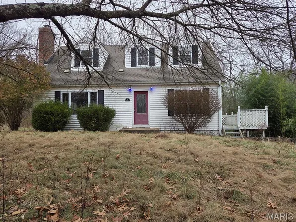 1 Silverwoods Ln, Fenton, MO 63026