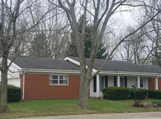 1624 Reynolds Dr, Charleston, IL