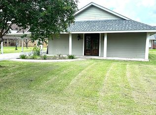 214 Holly St, Raceland, LA 70394