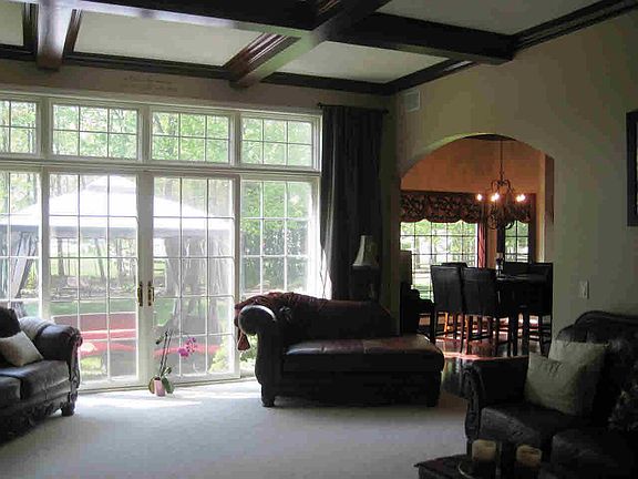 5th image of 3943 Woodhaven Ct