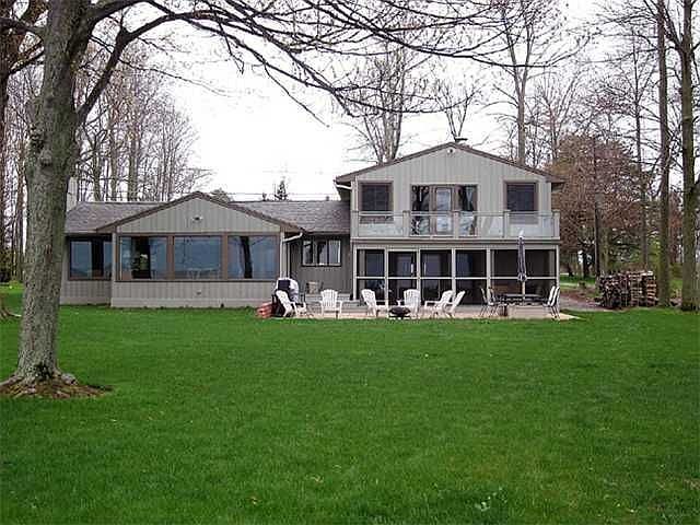 1st image of 8 Summer Haven Dr