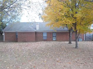 5483 Stephen Forest Rd, Memphis, TN 38141