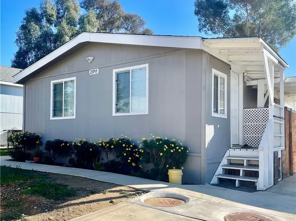 23745 Newport Dr, Canyon Lake, CA 92587