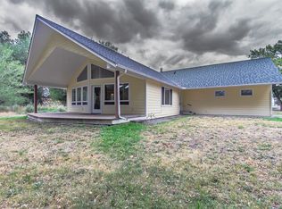216 S 3rd St W, Chewelah, WA 99109