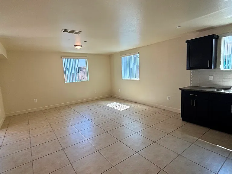 1612 N Soto St — Photo 8