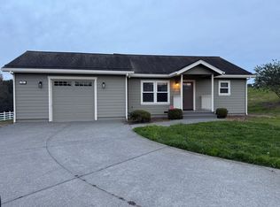 701 La Raye Ln, Petaluma, CA 94952