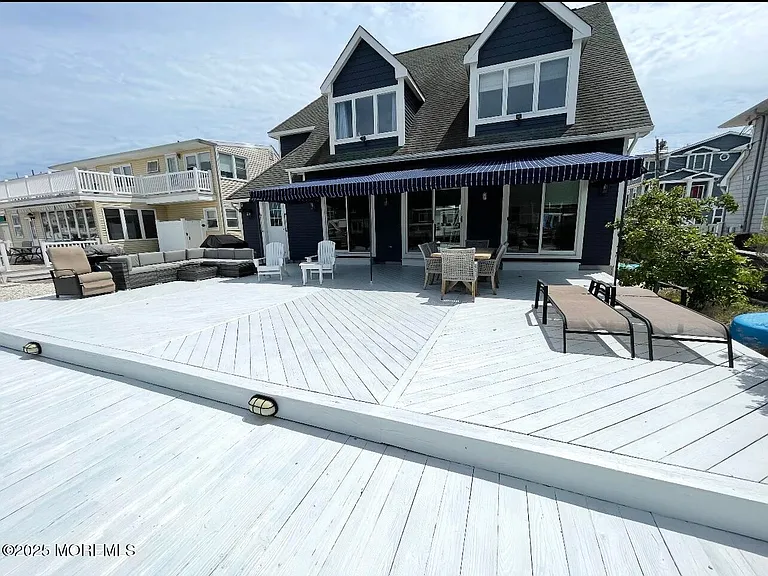 241 Westmont Ave — Photo 2