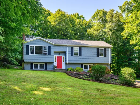 6 Red Cedar Drive, New Milford, CT 06776