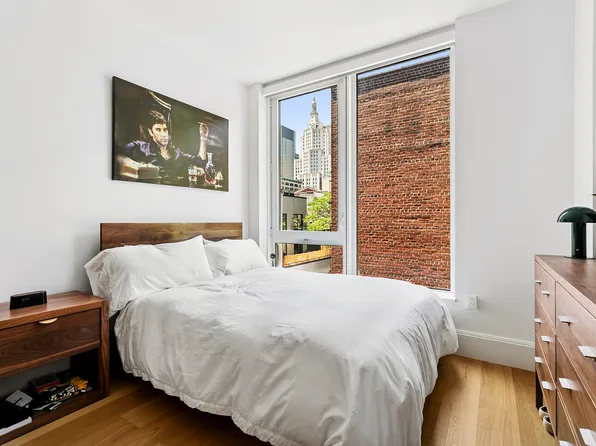 368 3rd Avenue image 3 of 4