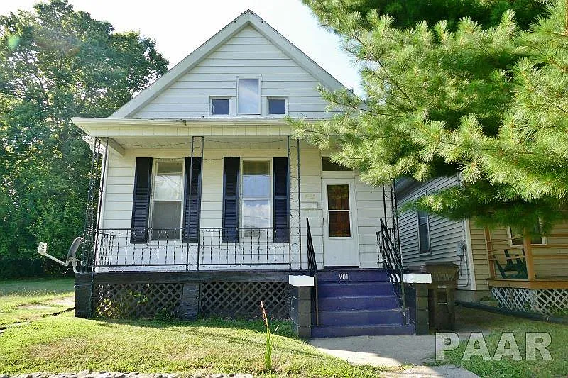 901 NE Glendale Ave photo 1