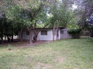 225 3rd St, Ingram, TX 78025