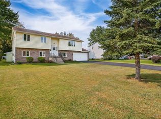 3066 Krueger Rd, North Tonawanda, NY 14120