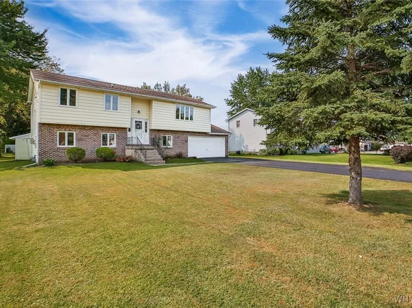 3066 Krueger Rd, North Tonawanda, NY 14120