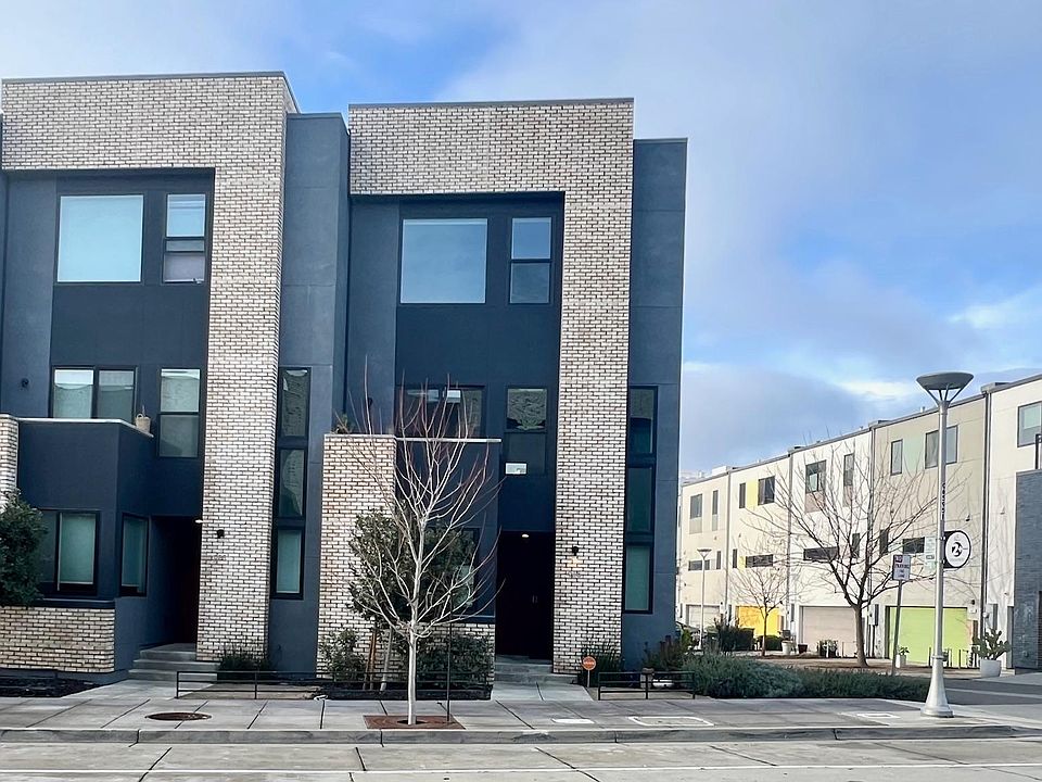 1st image of 986 Central St