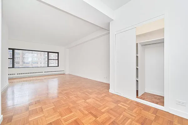 Rented by Living New York | media 10