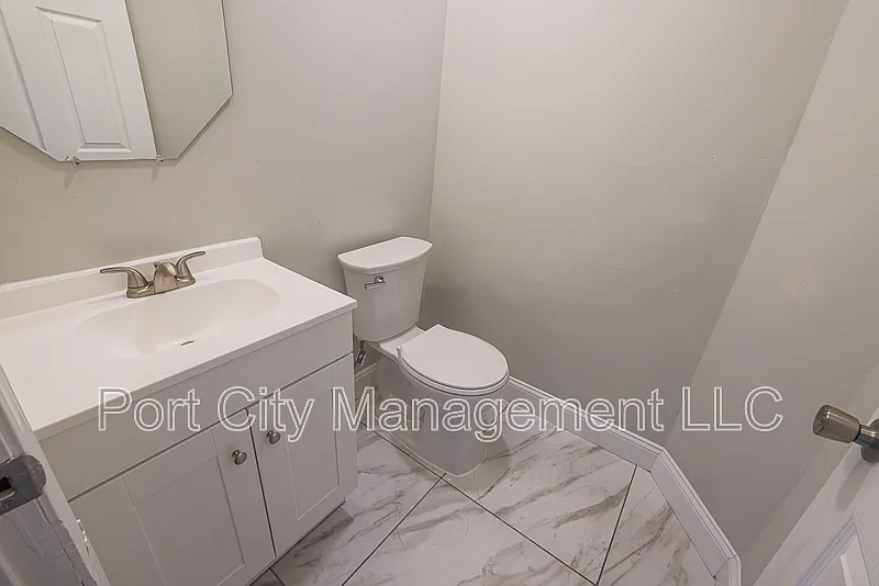 Studio, 1.0 bath, $1,500 — Photo 2