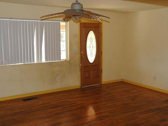 2nd image of 258 S Del Mar Ave