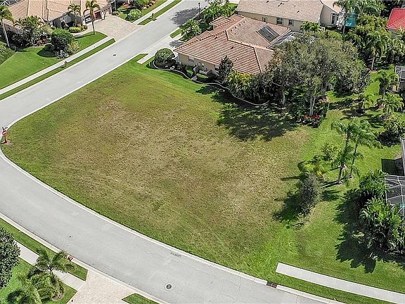 3rd image of Egret Walk Ln N