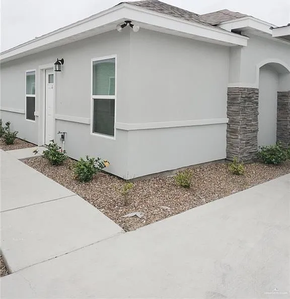 2 bed, 2.0 bath, 938 sqft, $1,100 — Photo 4