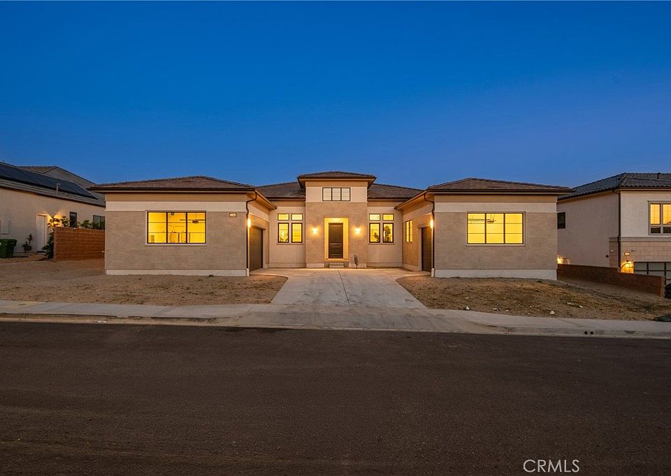 1st image of 12060 Red Hawk Ln