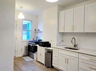 6013 54th St UNIT 1R, Maspeth, NY 11378
