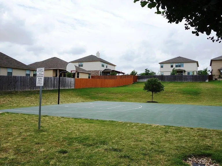 289 Drystone Trl — Photo 39