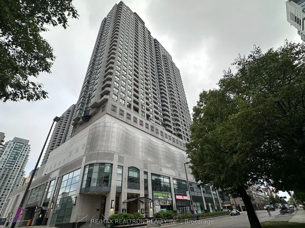 33 Empress Ave, Toronto, ON