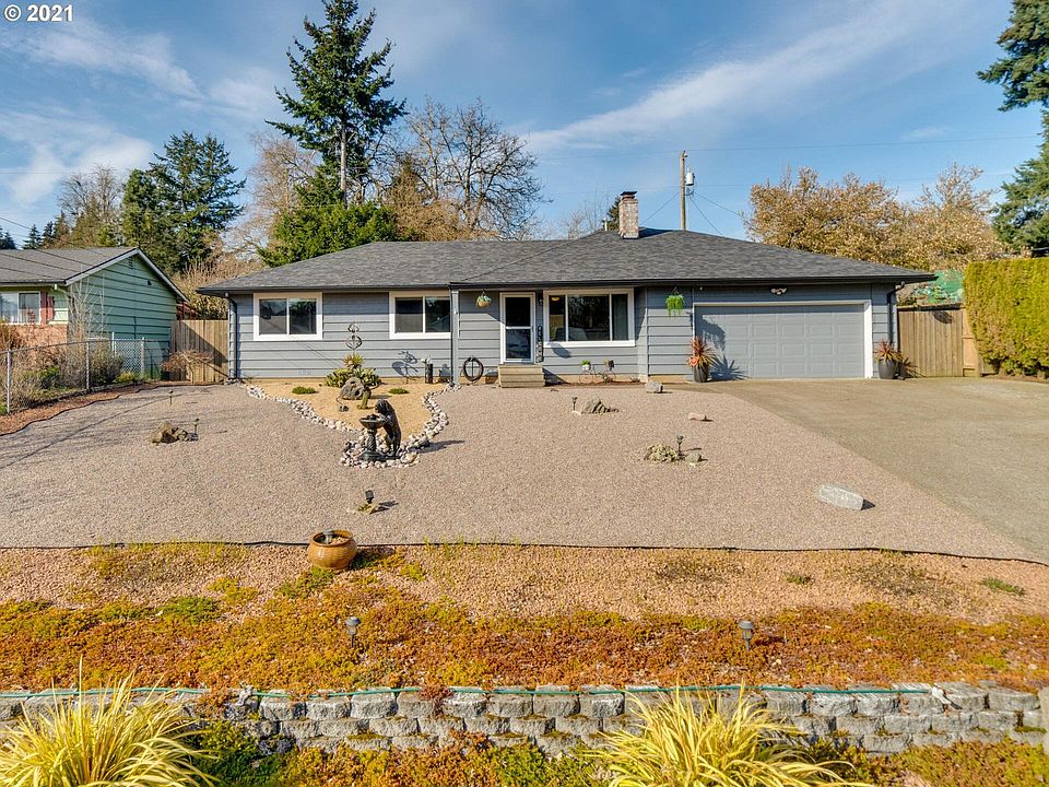 1st image of 5504 NE 45th St