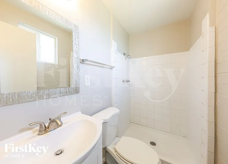 5037 W Krall St — Photo 13