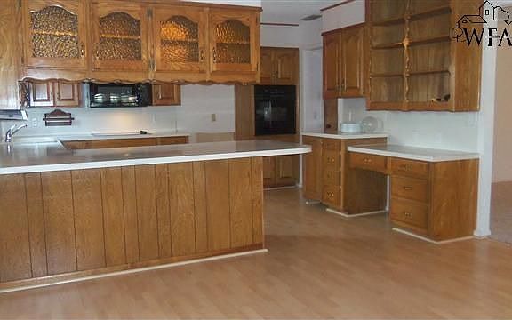 4th image of 1428 Sioux Ln