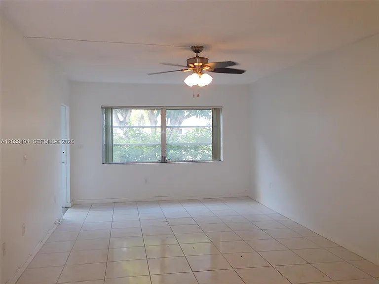 2790 NE 201st Ter #H101 — Photo 4