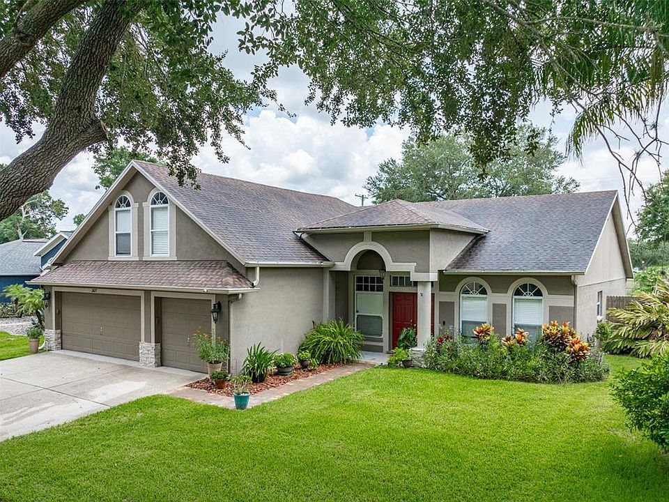 1st image of 2827 Laurel Leaf Dr
