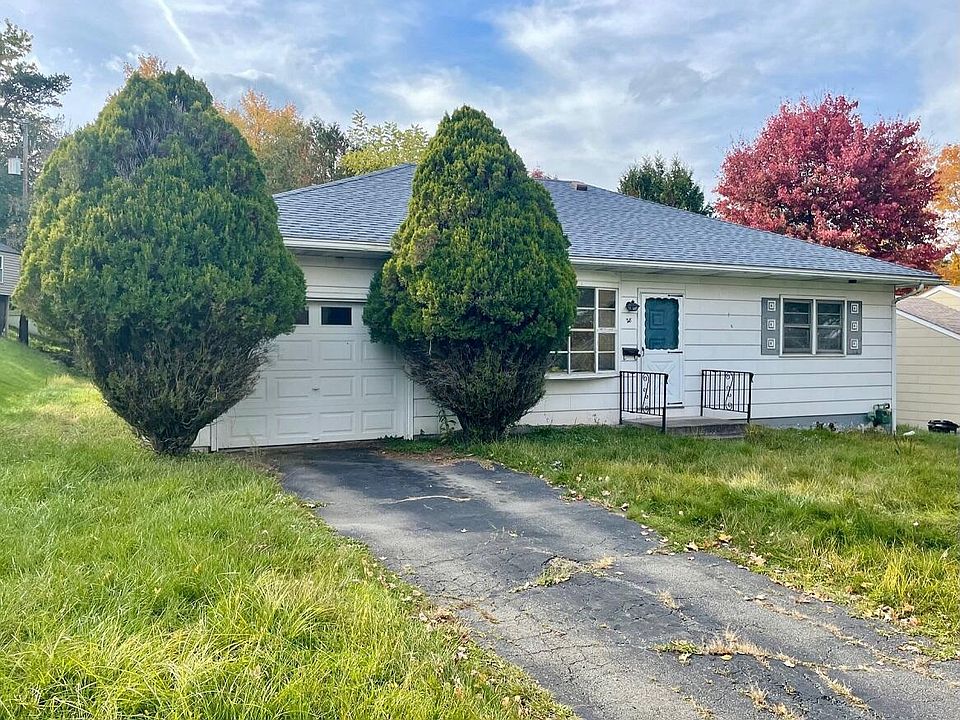 1st image of 28 Crestmont Dr