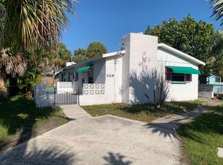 3119 57th St S, Gulfport, FL 33707