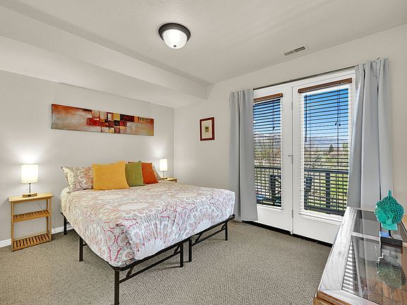 3rd image of 5122 Moosehollow Dr Unit 205