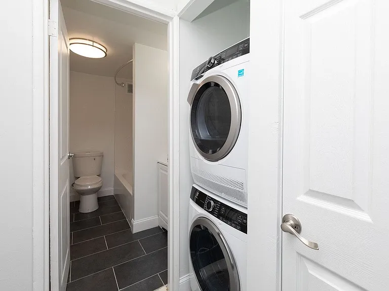 Washer/Dryer in-unit*