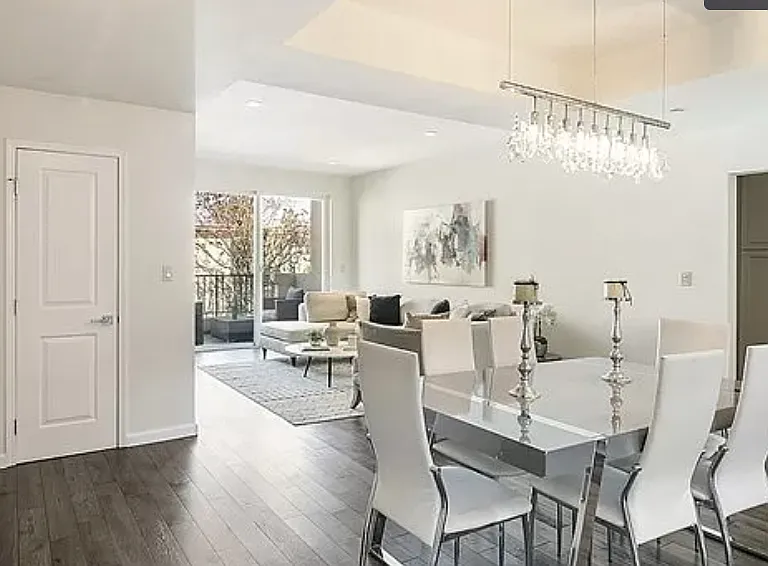 1625 Granville Ave #202 — Photo 5