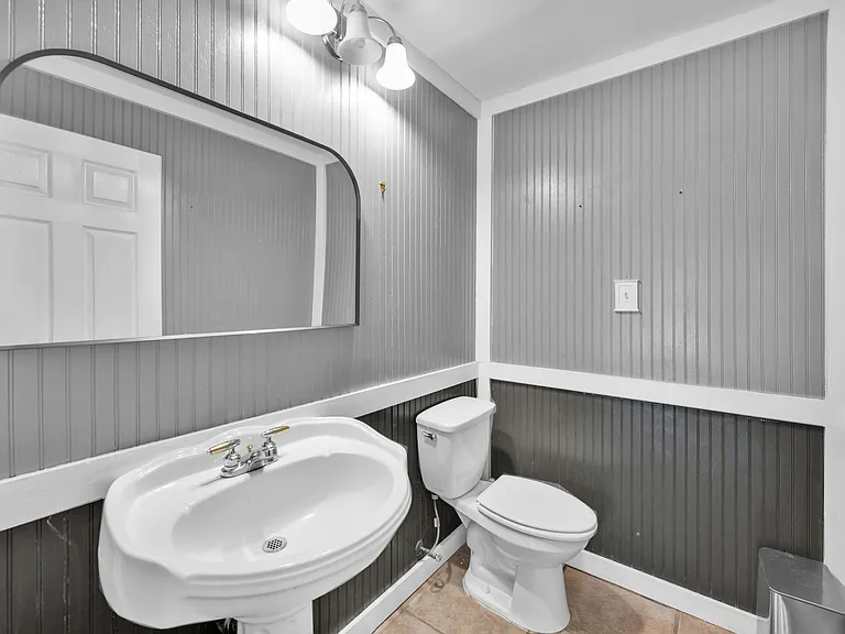 2947 Burnt Oak St — Photo 11