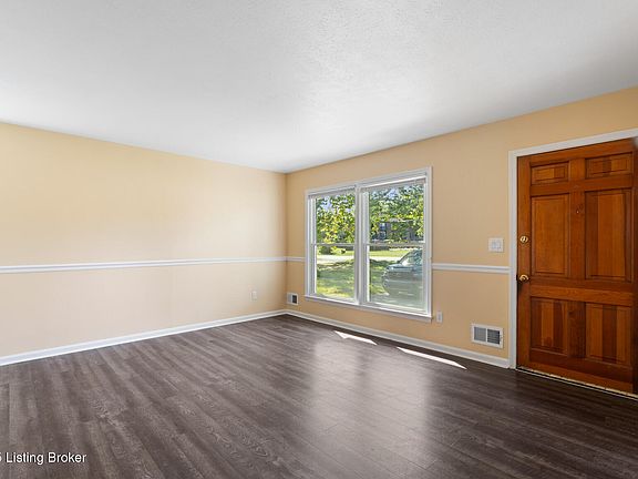 5th image of 6507 Six Mile Ln