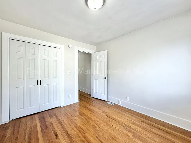 316 Spencer — Photo 25