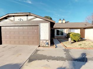 13077 Navajo Rd APT B, Apple Valley, CA 92308